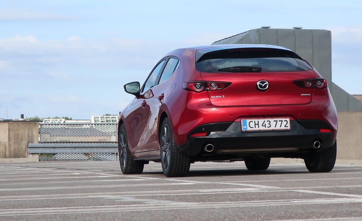 Mazda 3 Cosmo