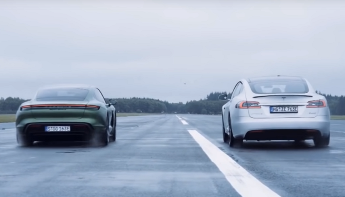 Drag race: Porsche Taycan vs. Tesla Model S