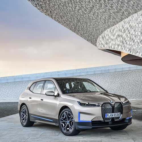 BMW iX
