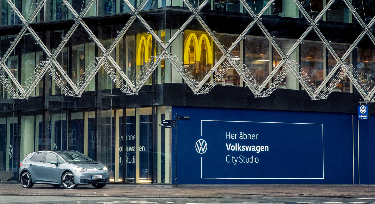 VW åbner nyt showroom med elbiler i hjertet af København