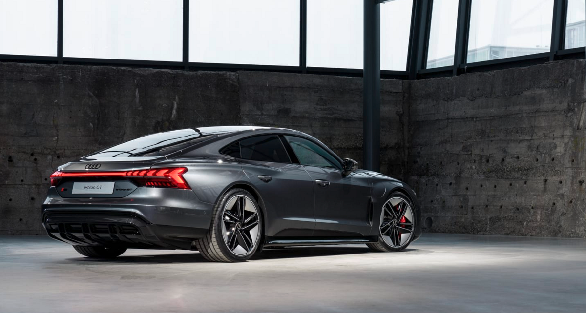 Audi e-tron GT fra 929.990 kr.