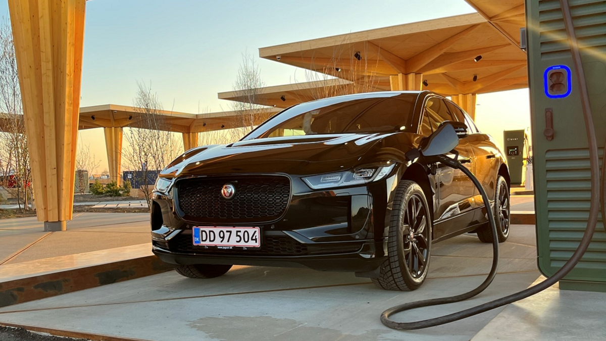 Test: Jaguar I-PACE Black