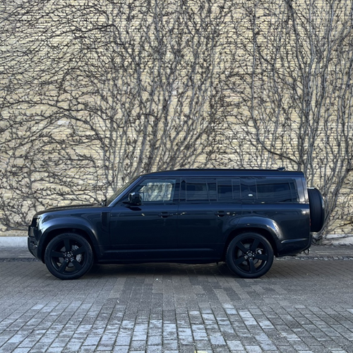 LAND ROVER DEFENDER 130