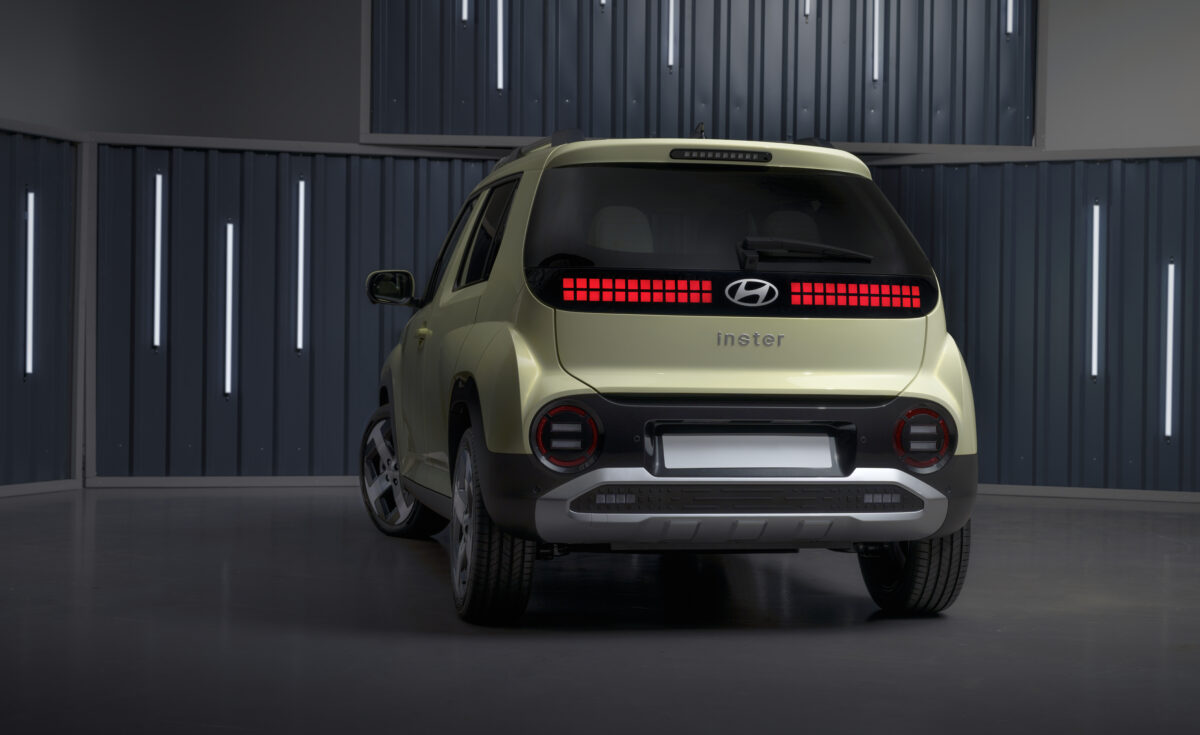 HYUNDAI INSTER