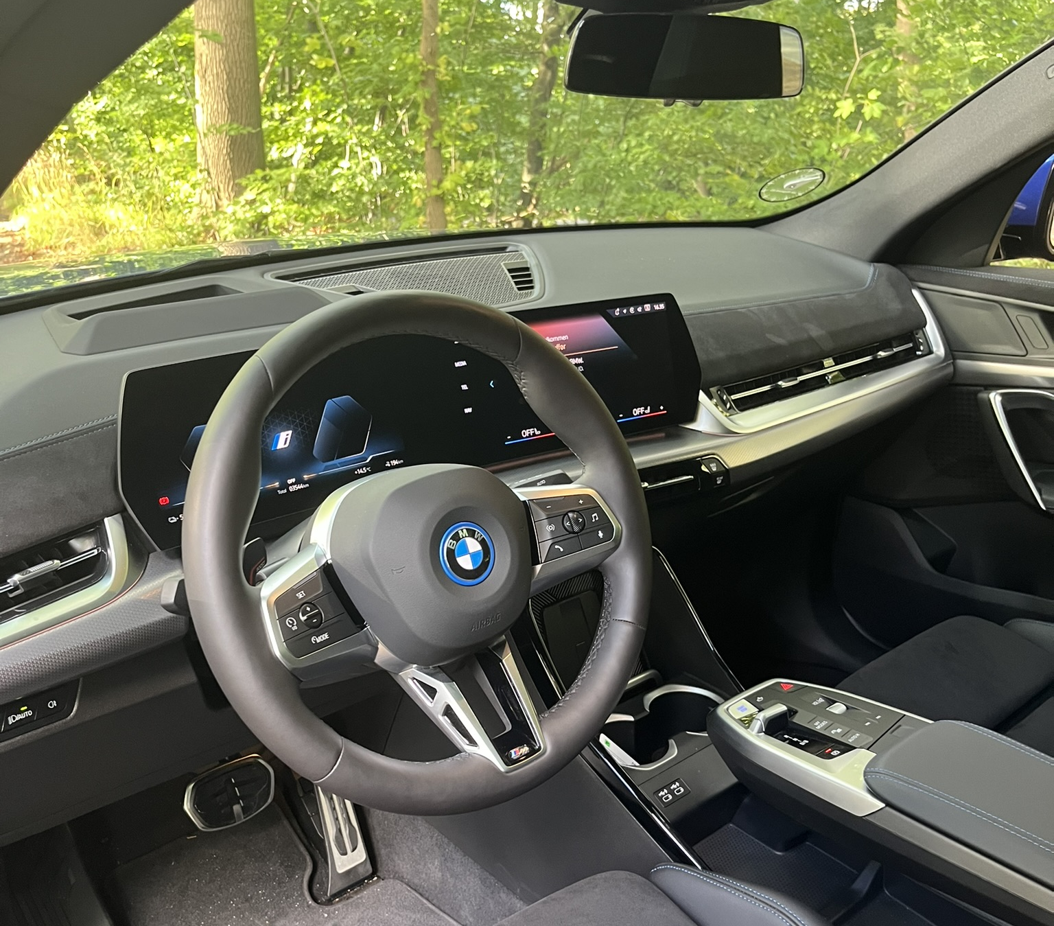 BMW iX2 instrumentbord