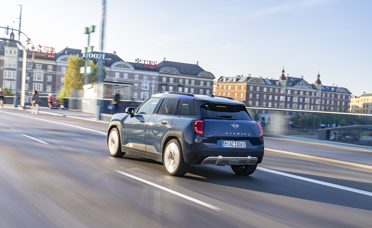 First Drive: MINI Aceman