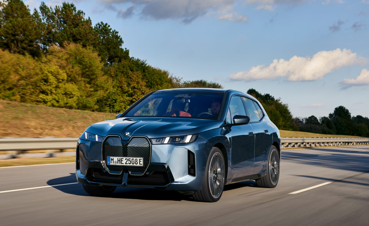 Facelift af BMW iX gør den bedre på afgørende punkter