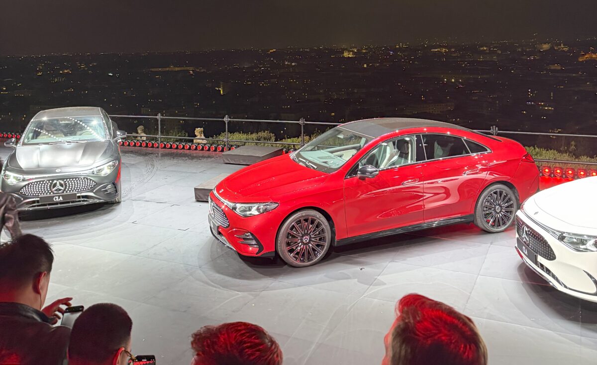 Verdenspremiere: Ny Mercedes-Benz CLA er en teknisk overlegen lækkerbisken