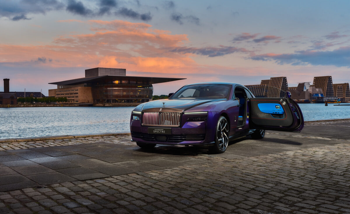 Rolls-Royce Black Badge Spectre: Den Mørke Elegance Debuterer i Danmark