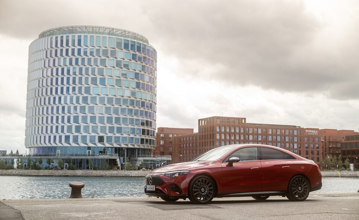 Mercedes-Benz CLA 200 med EQ Technology: En ægte premium-oplevelse til under 400.000