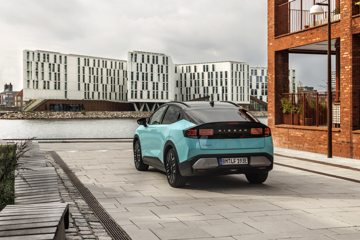 Første tur i den helt nye Nissan LEAF