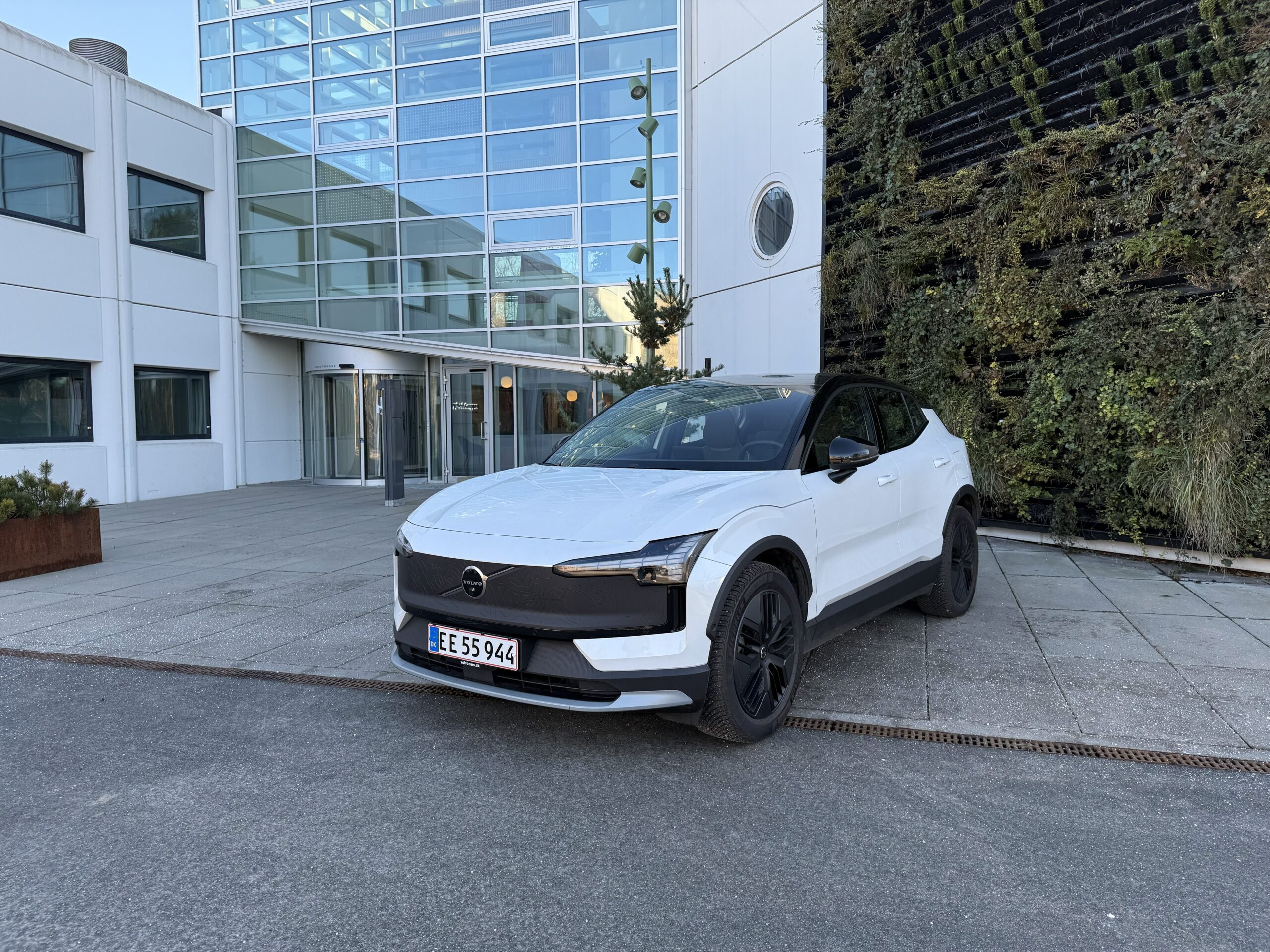 Volvo EX30 Cross Country – lille Volvo med stor personlighed