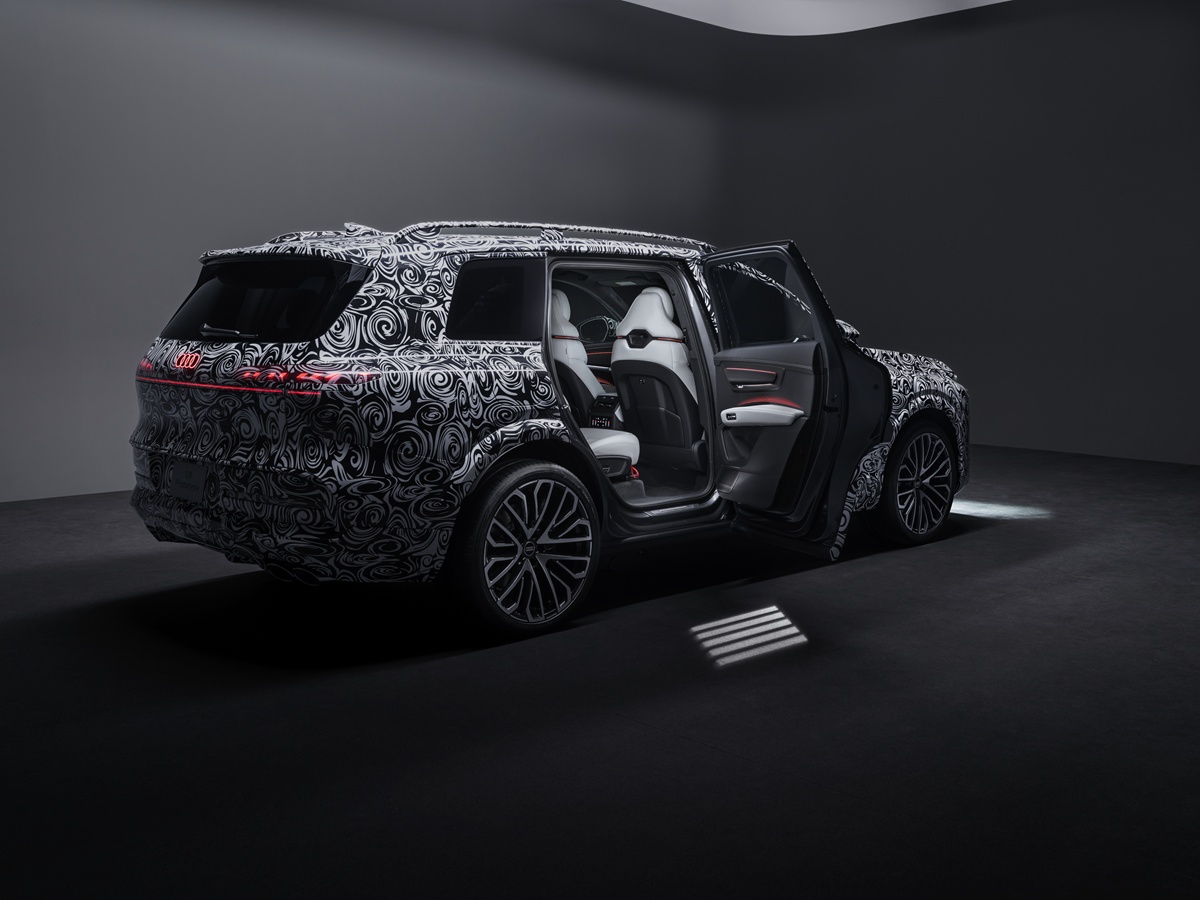 Audi Q9: Kæmpe luksuriøs SUV med 4D lyd fra danske Bang & Olufsen