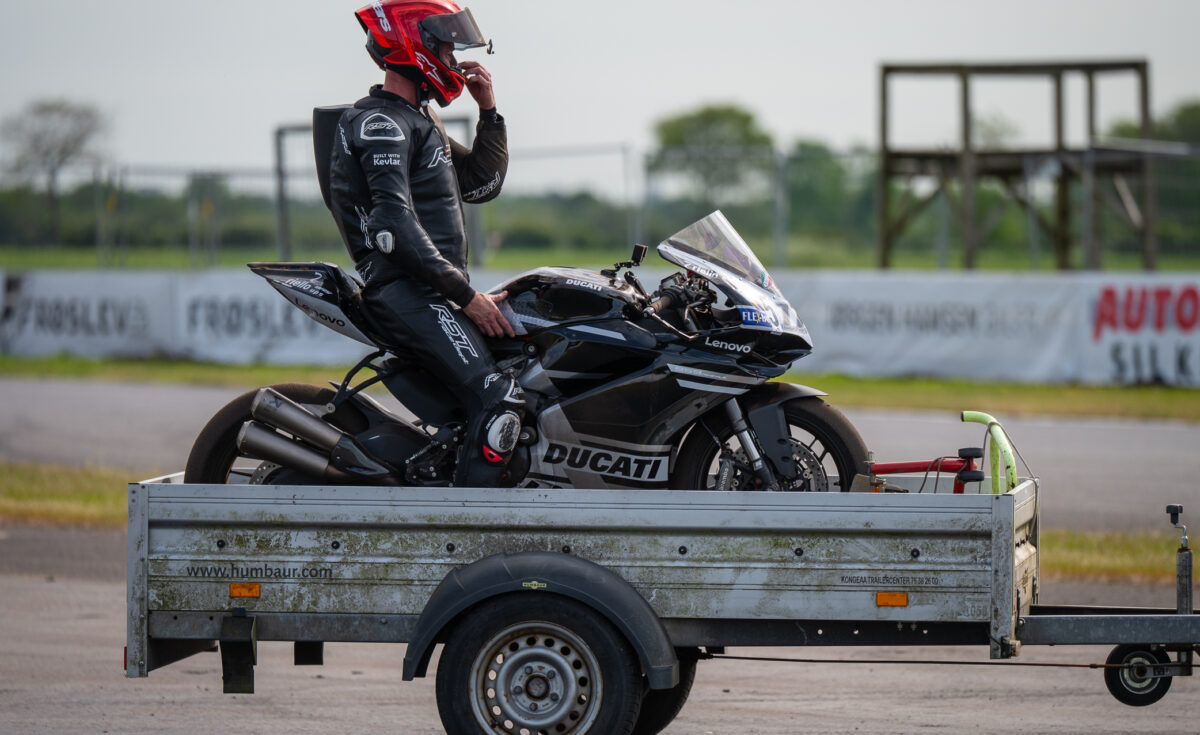 Første styrt på bike til track day