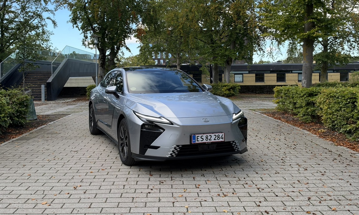 Test: Lexus ES